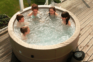 Canadian Spa Swift Current Portable spa inflatable hot tub review