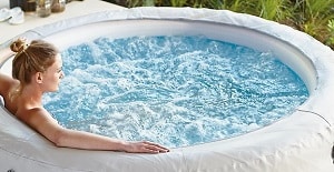 how-to-keep-the-water-clean-in-your-inflatable-hot-tub
